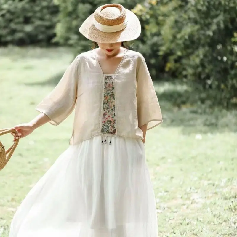 Рубашка женская с вышивкой Модная элегантная блуза из хлопка и льна квадратным