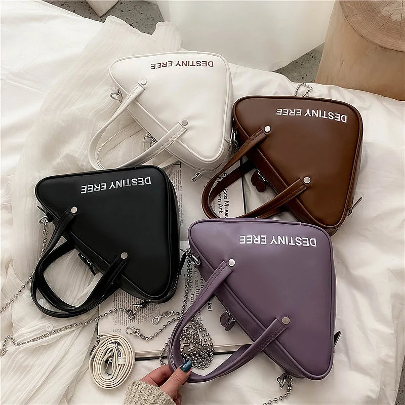 

2022 Korean Fashion Personalized Triangle Bag Portable Fashion Messenger Crossbody Chain Chic Joker Spring New Trend Handbag