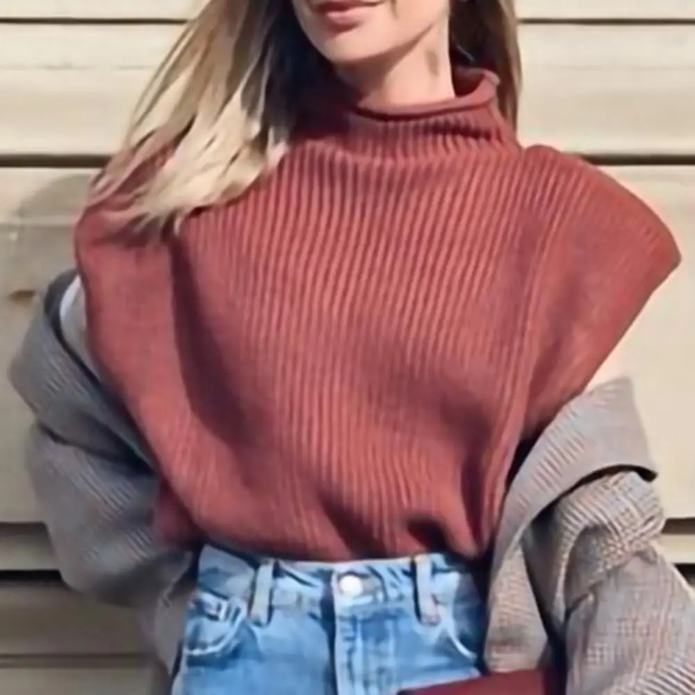 

Women Sweaters Solid Color Turtleneck Sleeveless Vest Shoulder Pads Knit Jumper Lady Sweater Autumn Winter
