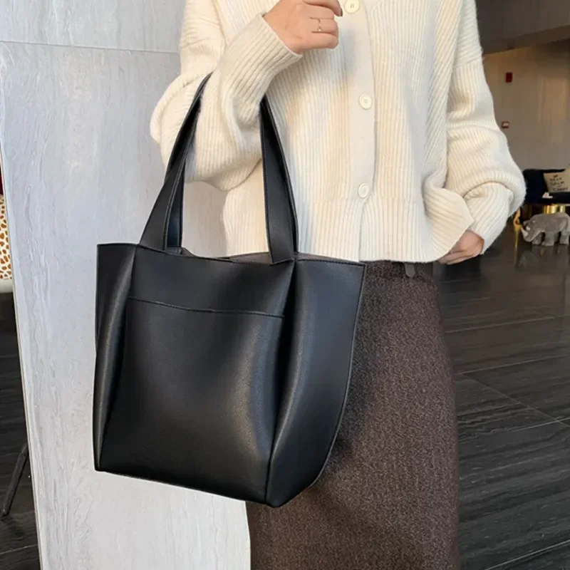 

Women's Bag Large Capacity Shoulder Bags High Quality PU Leather Handbags and Purse Female Retro Tote Bags sac a main femme