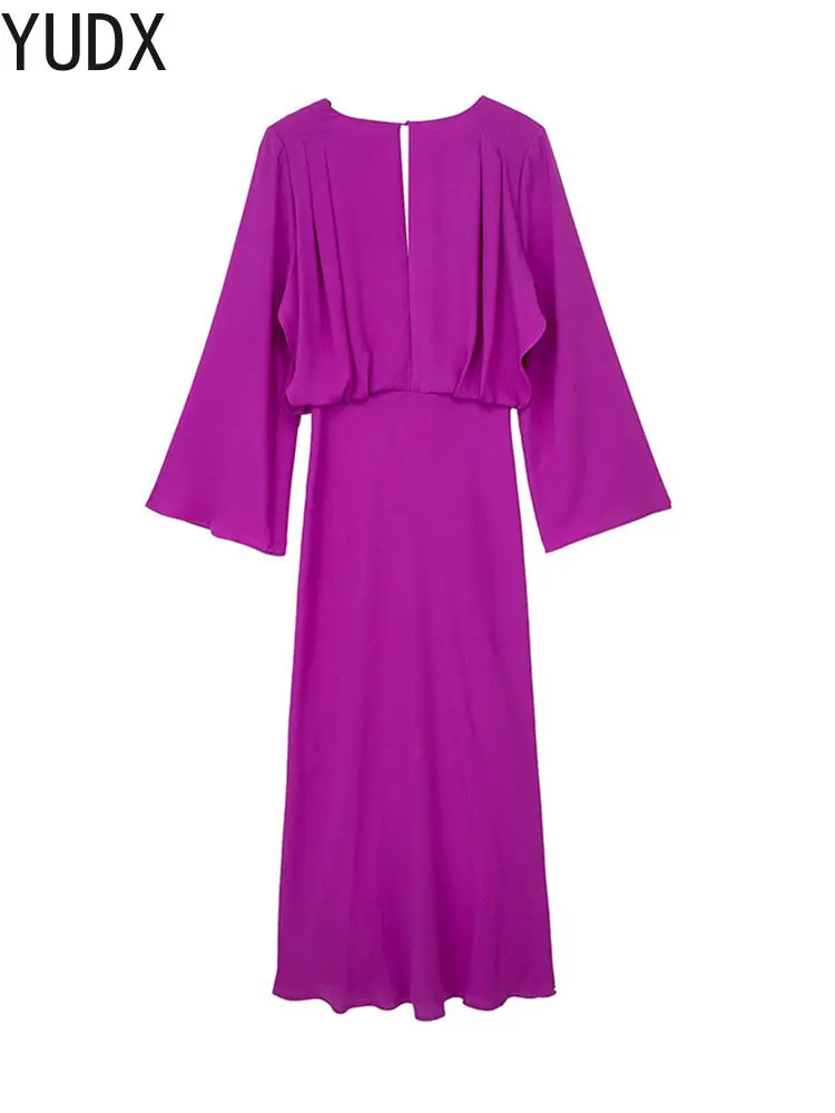 Рисунок 5 - Женское однотонное платье-миди