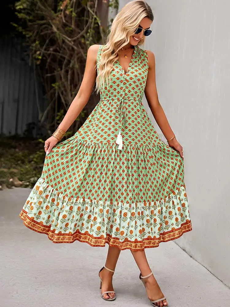 

Женское платье с цветочным принтом, V-образным вырезом и поясом