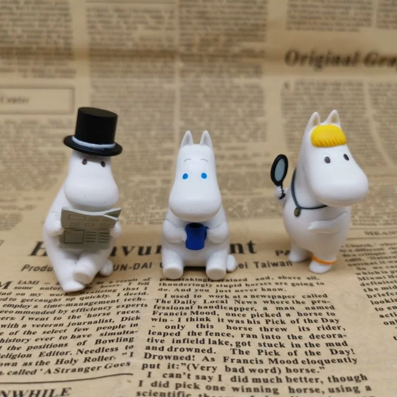 Genuine Bulk Moomins Anime Figure Fatty Family Action Figures Cute Kawai Model Ornament Capsule Toys Gashapon Kids Toys