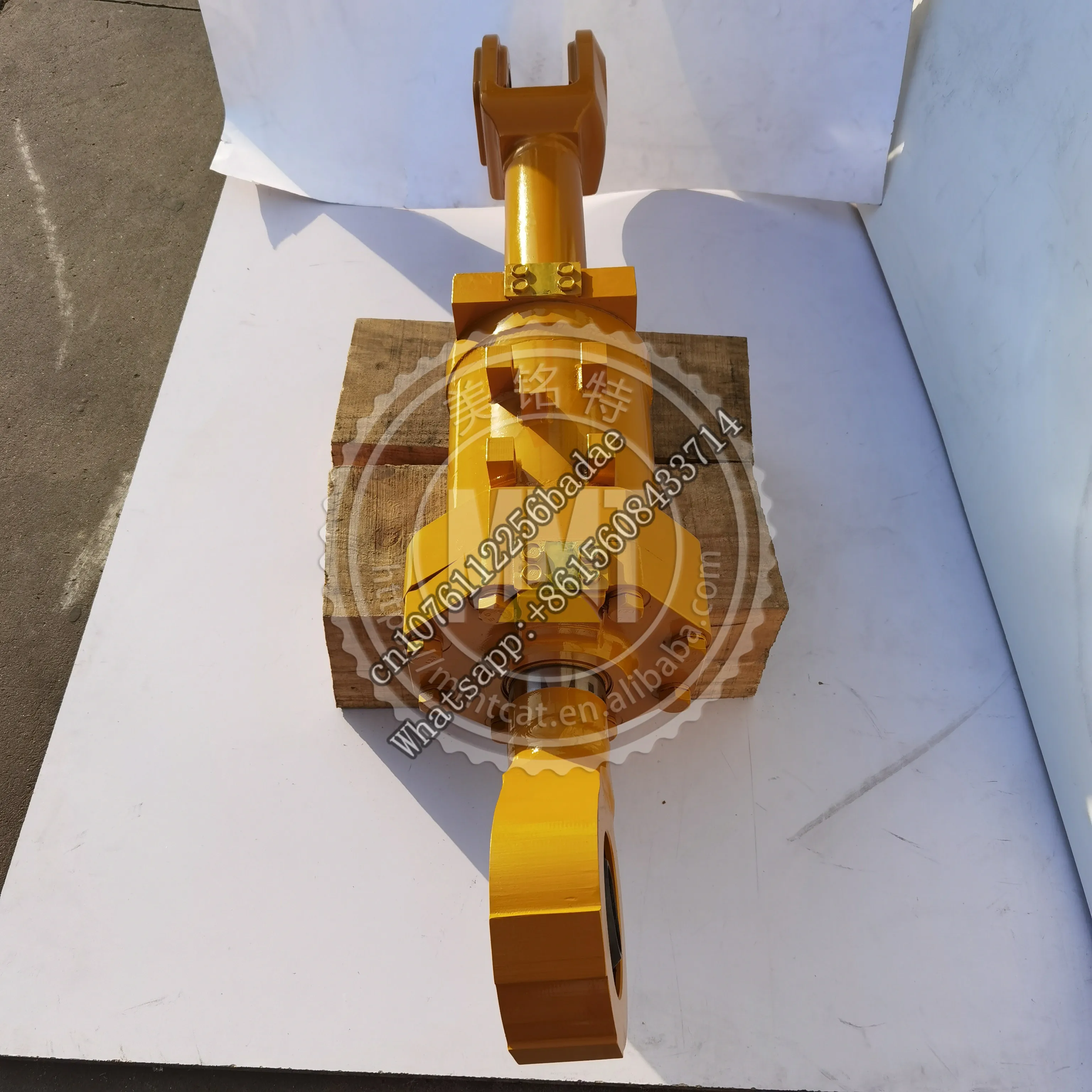 Рисунок 4 - Гидравлический цилиндр с наклоном