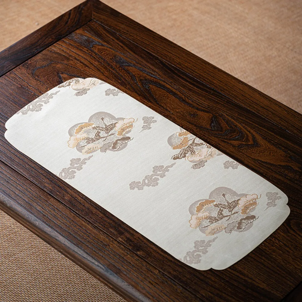 

Чайный коврик полиэстер красный 50x24 см