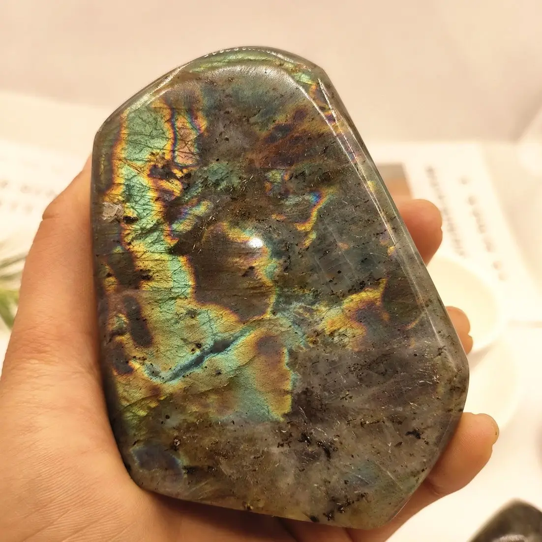 

Натуральный лунный камень, лабрадорит, полынь, синий/желтый Фелдспар, домашний декор, восстанавливающий мадагаскарский драгоценный камень