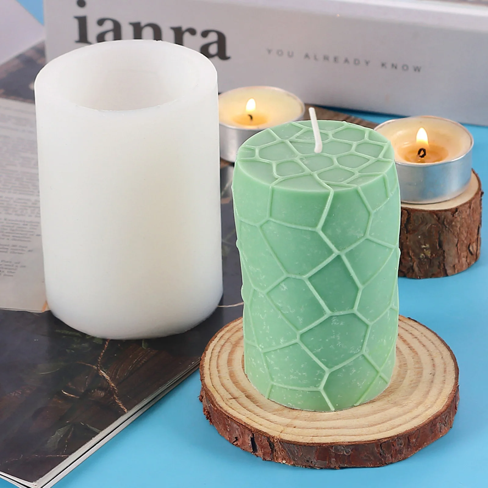

DIY Aromatherapy Candle Gypsum Fondant Cake Baking Resin Silicone Mold Snake Pattern Cylindrical Shape Silicone Mold