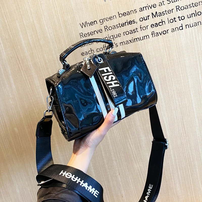 New Arrival Crossbody Bags for Women Shining Leather Bolsa Feminina Pillow Top Hanle Purses and Handbags Women Shoulder Bag