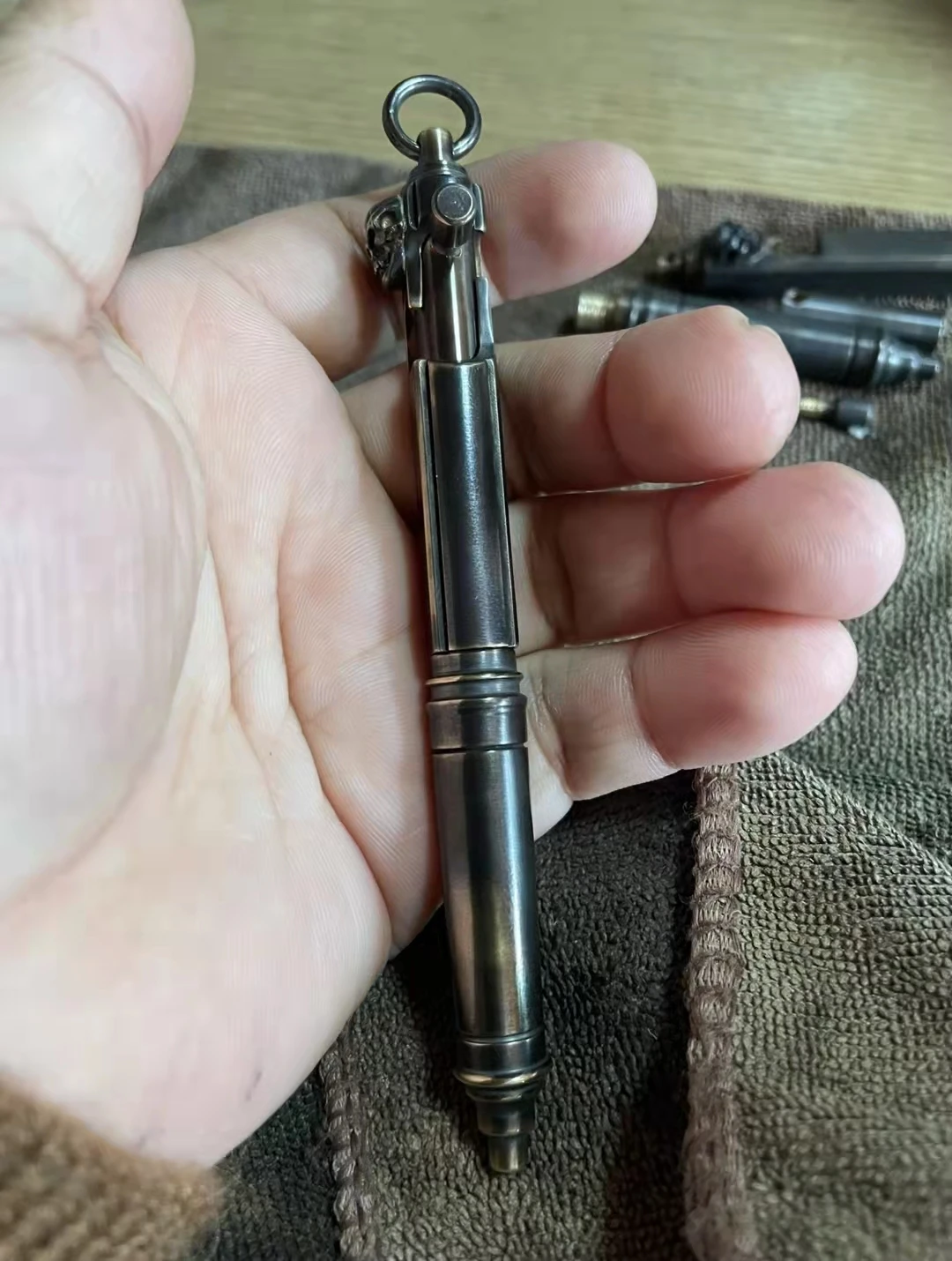 

Retro Brass Made Bolt Action Pen