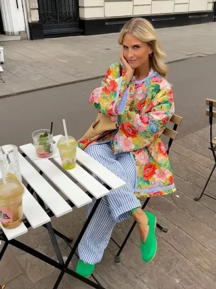 Женская стеганая парка с цветочным принтом плотное теплое пальто соединением