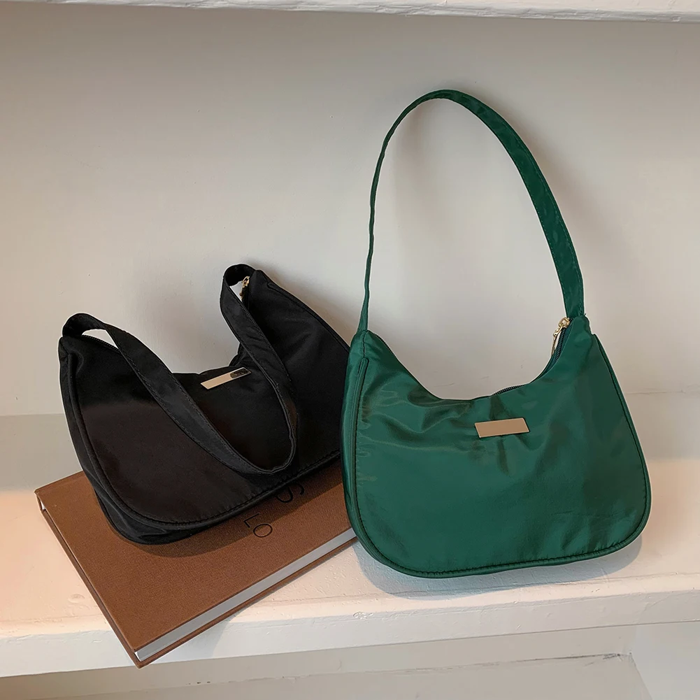 

Vintage Women Shoulder Bag Solid Color Crescent Underarm Bags Chic Ladies Nylon Small Purse for Shopping Travel