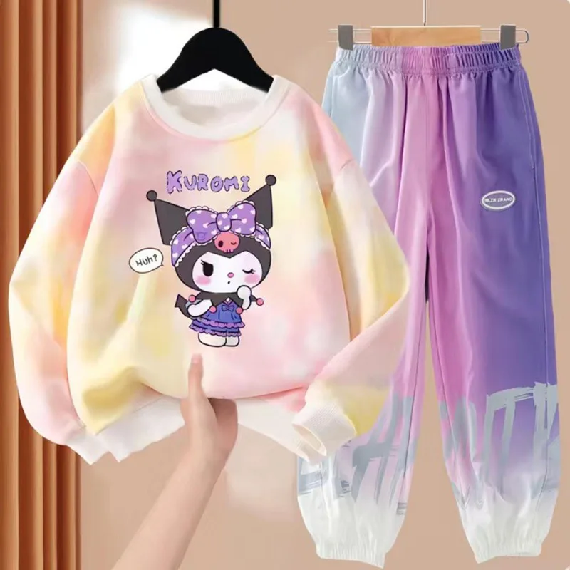 

Костюм для девочек Kuromi, толстовка Sanrio, кавайный мультяшный аниме, Новинка осени 2023, тонкие секционные повседневные топы и брюки, комплект из 2 предметов