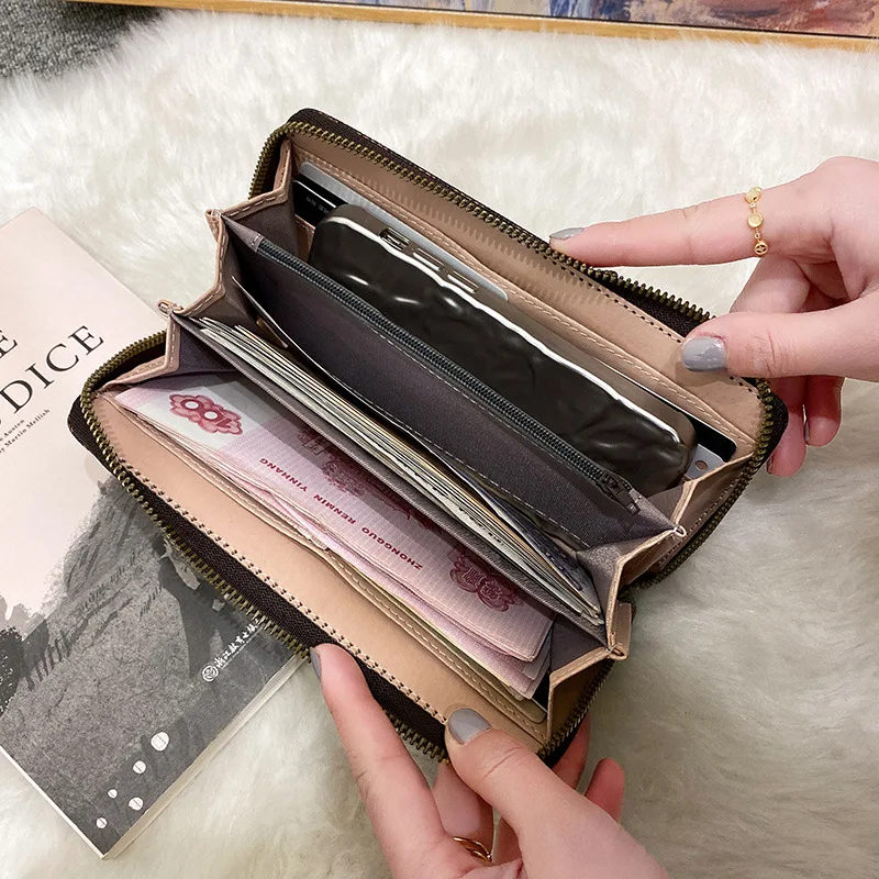 Leather Three Fold Long Wallet for Women Multifunctional Purse Leopard Print Coin Purse Card Holder Fashion Retro Large Capacity