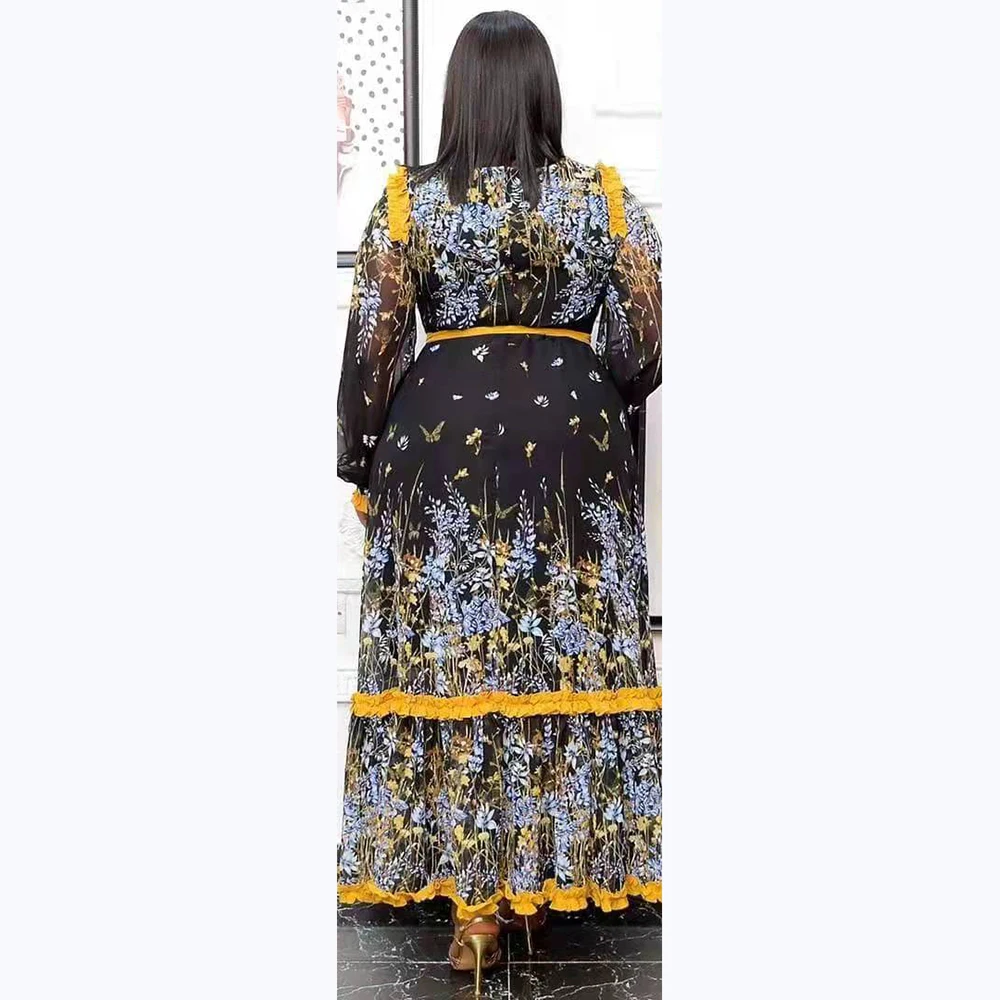 Женское платье с круглым вырезом длинным рукавом и цветочным принтом |