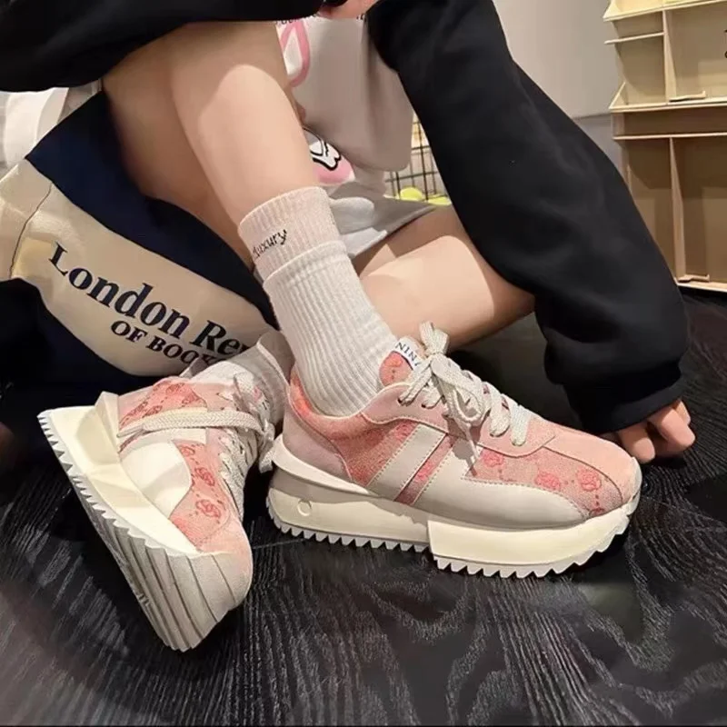 2023 Spring New Pink Leather Outdoor Sports Shoes Forrest Gump Women's Shoes Thick Sole Sports Shoes Casual Sports Shoes