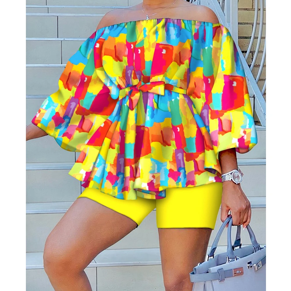 

Женский летний комплект из топа и шорт, с воротником-лодочкой