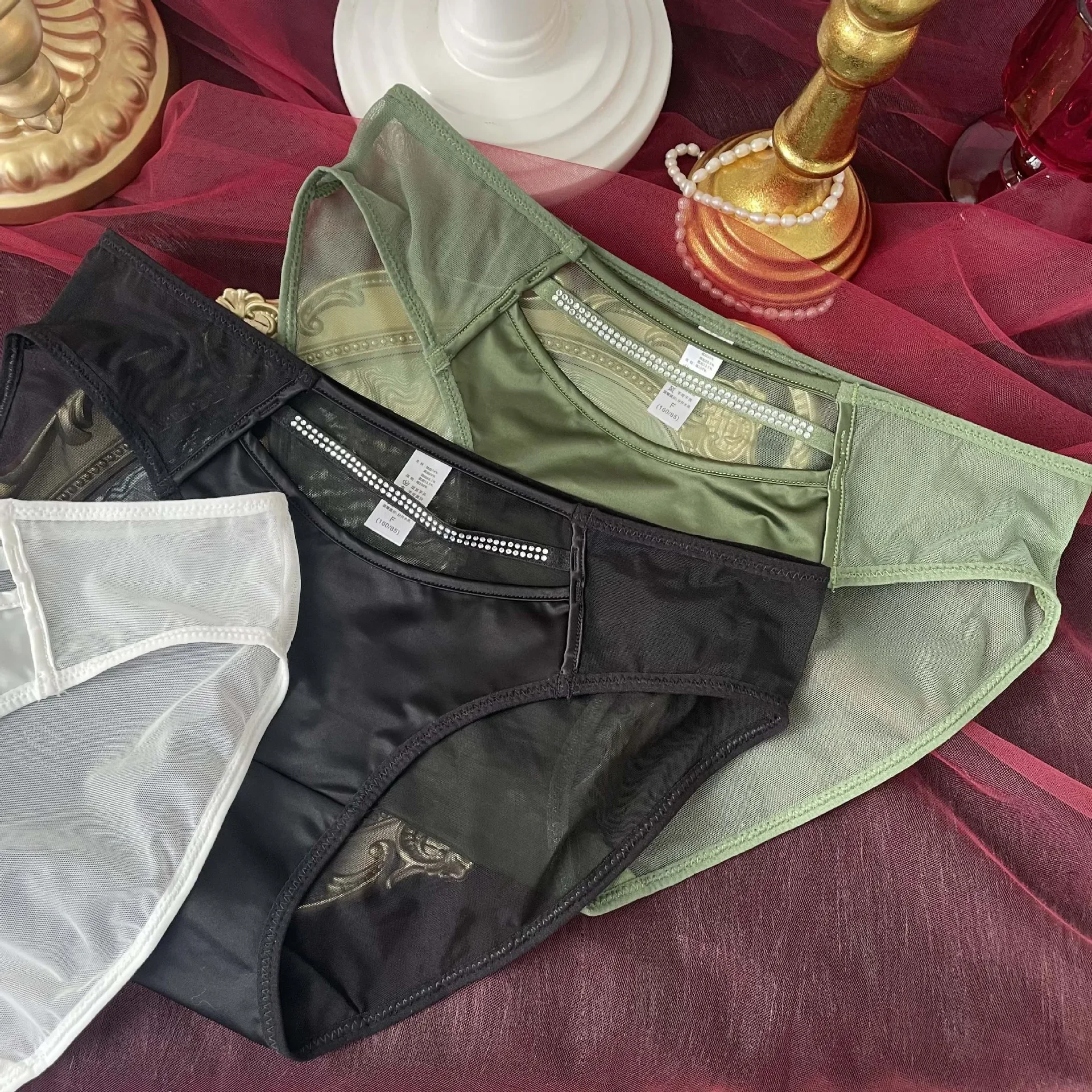 Трусы женские с заниженной талией простые высококачественные ажурные мягкие