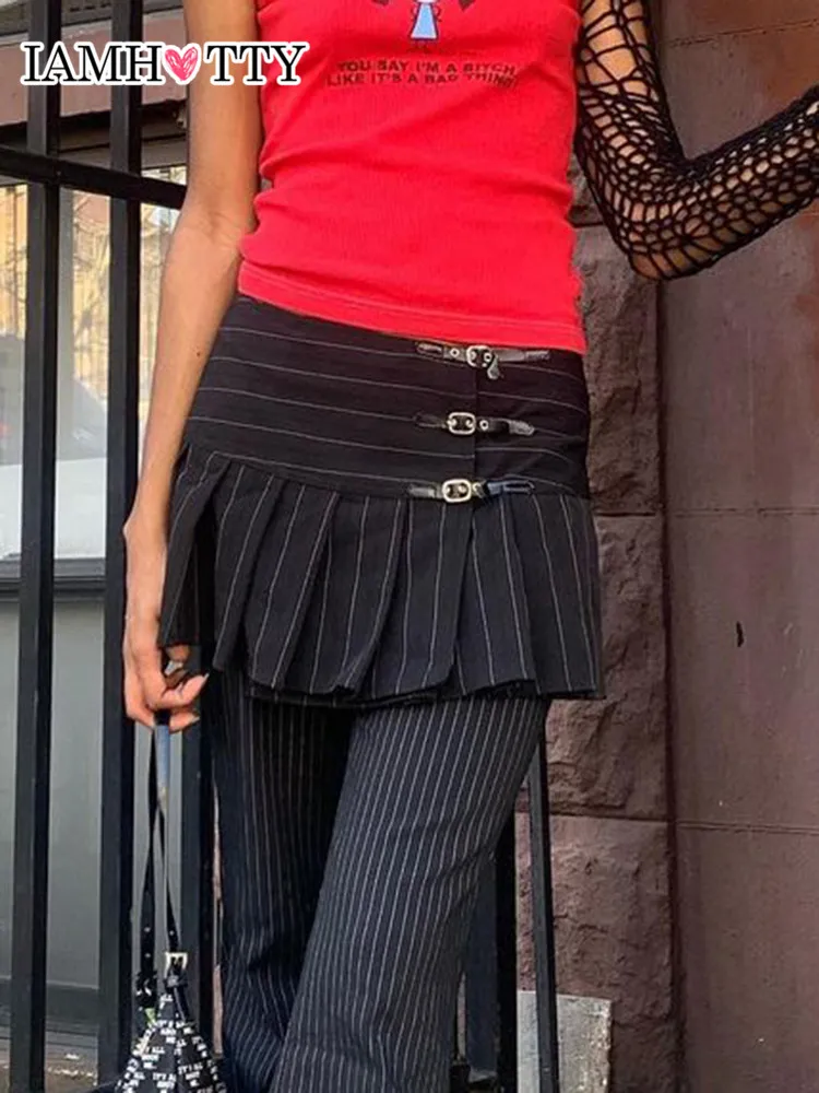 

IAMHOTTY Leather Buckles Black Pleated Mini Skirt Women High-waisted A-line Mini Skirts Dark Academia Gothic Short Skirt Vintage