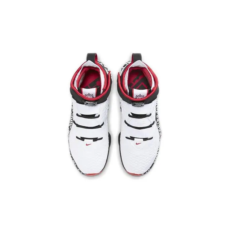 Фото Кроссовки Nike Lebron 17 