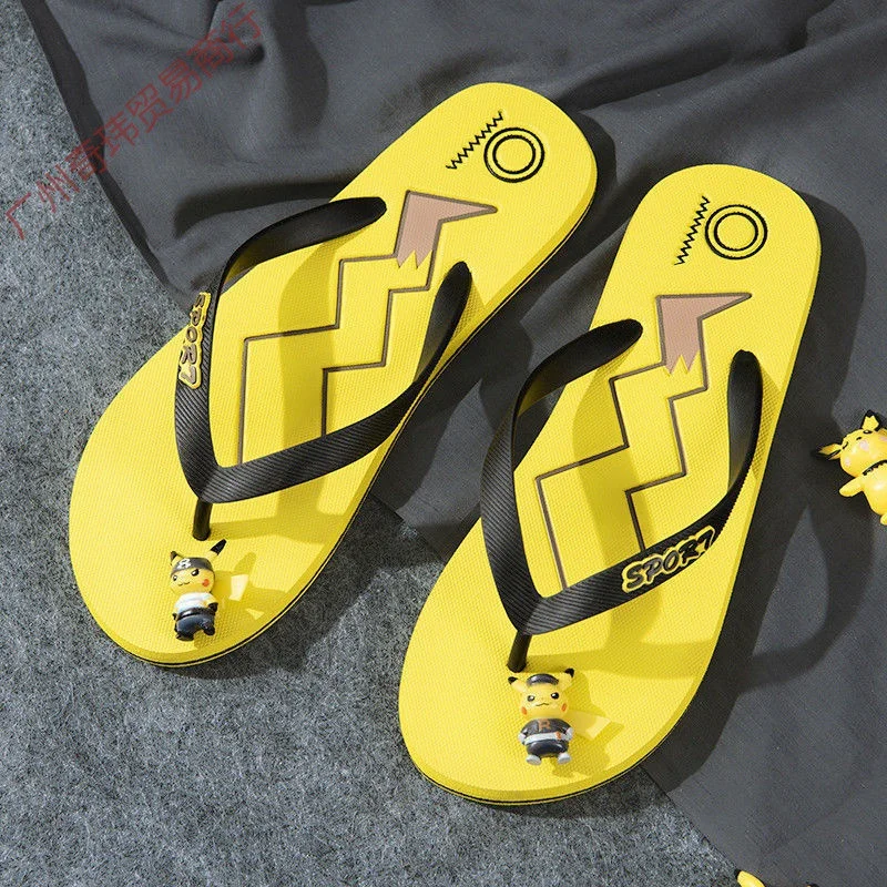 

[TAKARA TOMY] hot sale Pokemon Pikachu Men's Slippers Summer Outdoor Trendy Non-Slip Flip Flops Male Beach Slippers A22110105