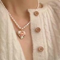 palace oil painting sense camellia pearl fairy clavicle chain french retro rose three dimensional white love necklace female