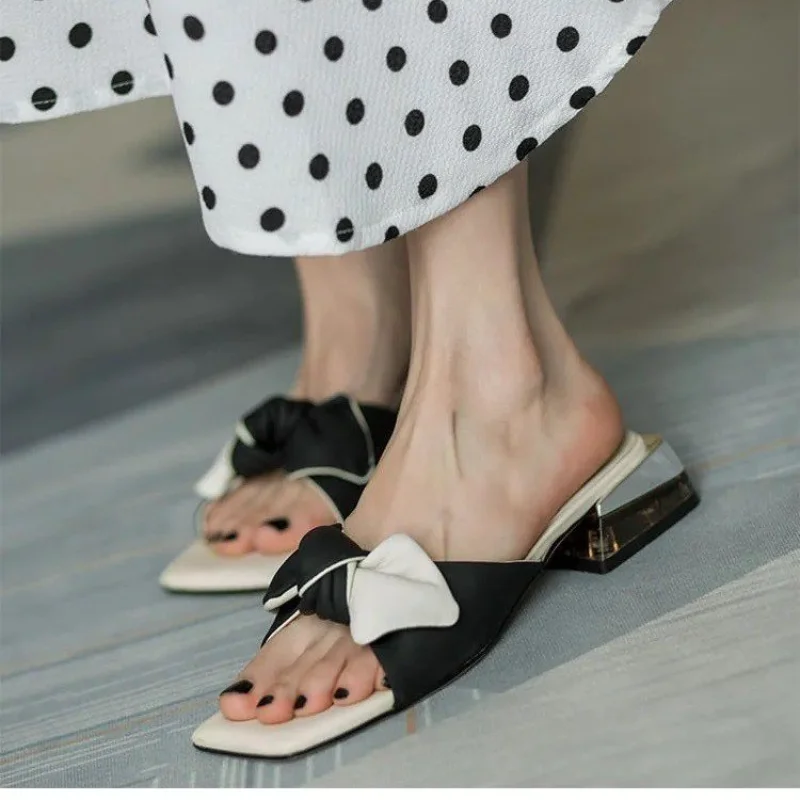 

Bowknot Color-block Sandals and Slippers Retro Soft Leather Fashionable Outer Wear Low-heeled Flat-bottomed Flip Flops