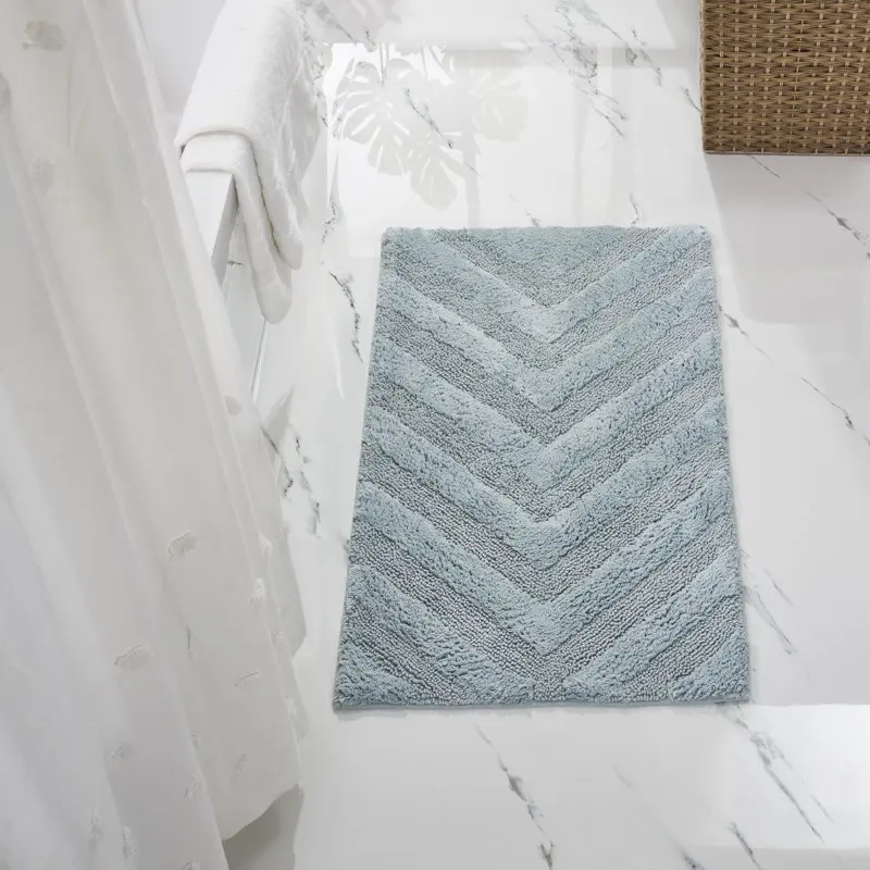 

Soft and Luxurious Gorgeous Soft and Luxurious 100% Cotton Blue 20" x 40" Bath Rug