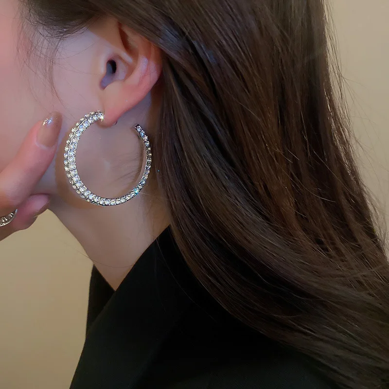 

Europe And America Full Rhinestone Circle Hoop Earrings For Women Fashion Bijoux Femme Party Boucles doreilles Femme
