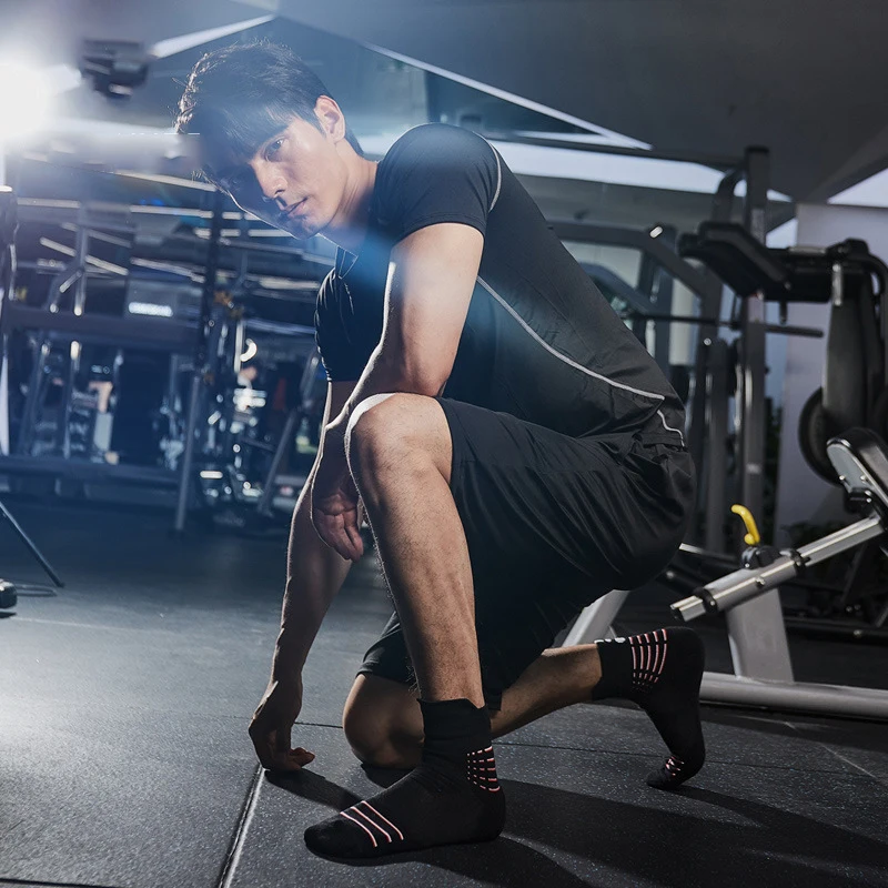 Outdoor Sports Cotton Socks Arbitrary Terry Socks Anti Slip Shock Absorption Men's Running Socks Basketball Socks Elite Socks