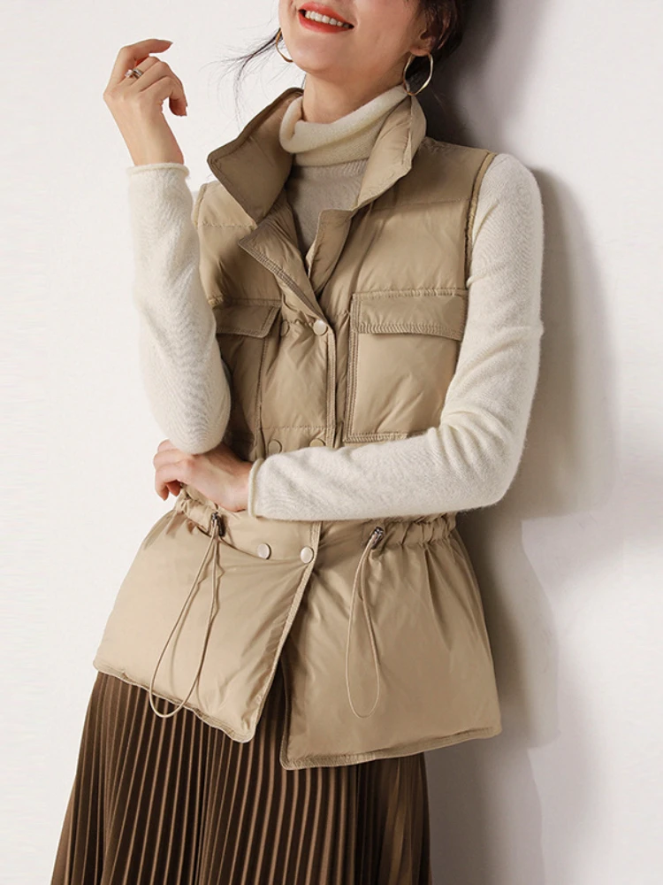 

2022 New Winter Women Short Vest Ultra Light Down Vest Warm Lightweight Windproof White Duck Down Sleeveless Vest New Fashion