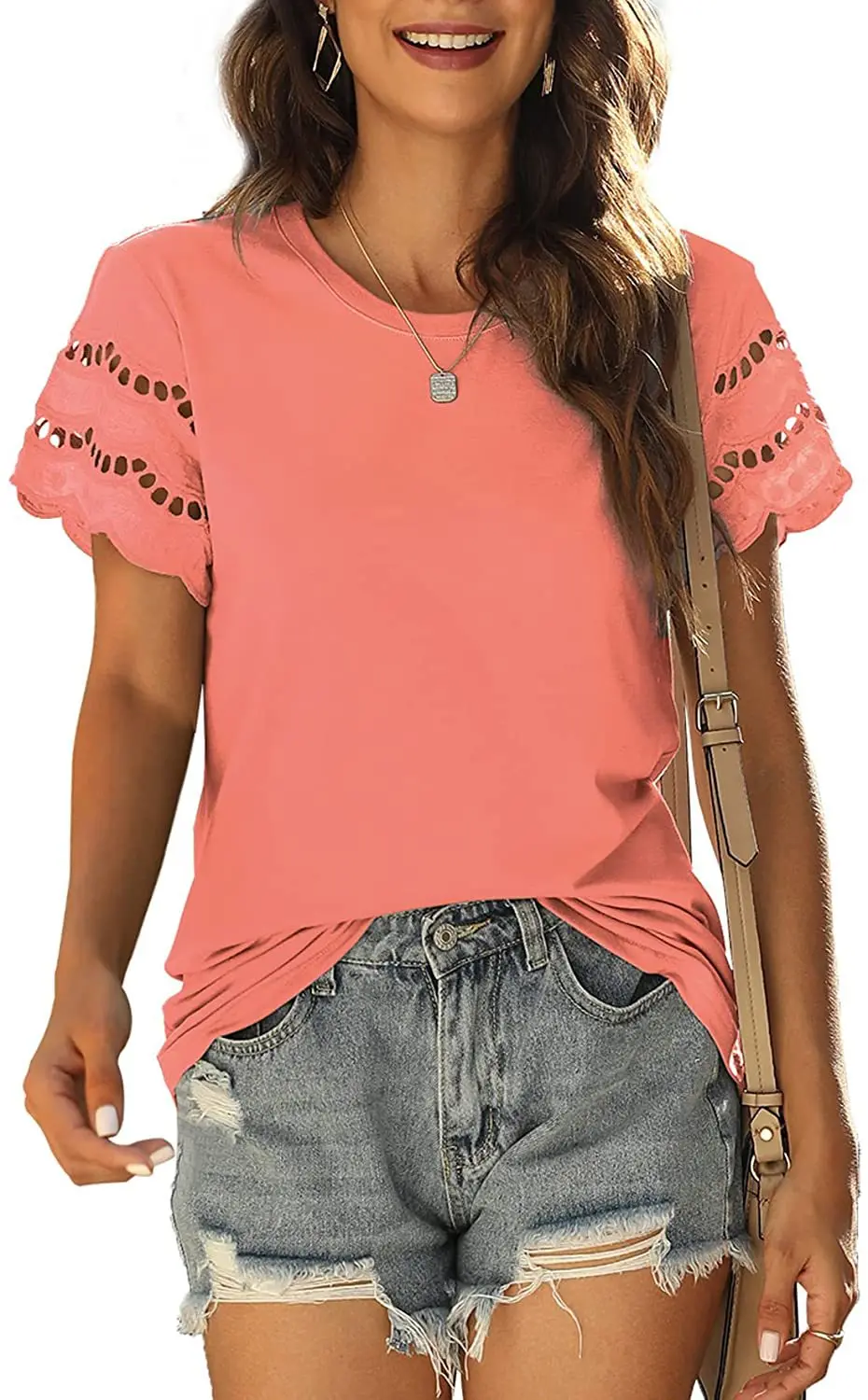 

2022 women's summer new lace stitching short-sleeved t-shirt round neck top one