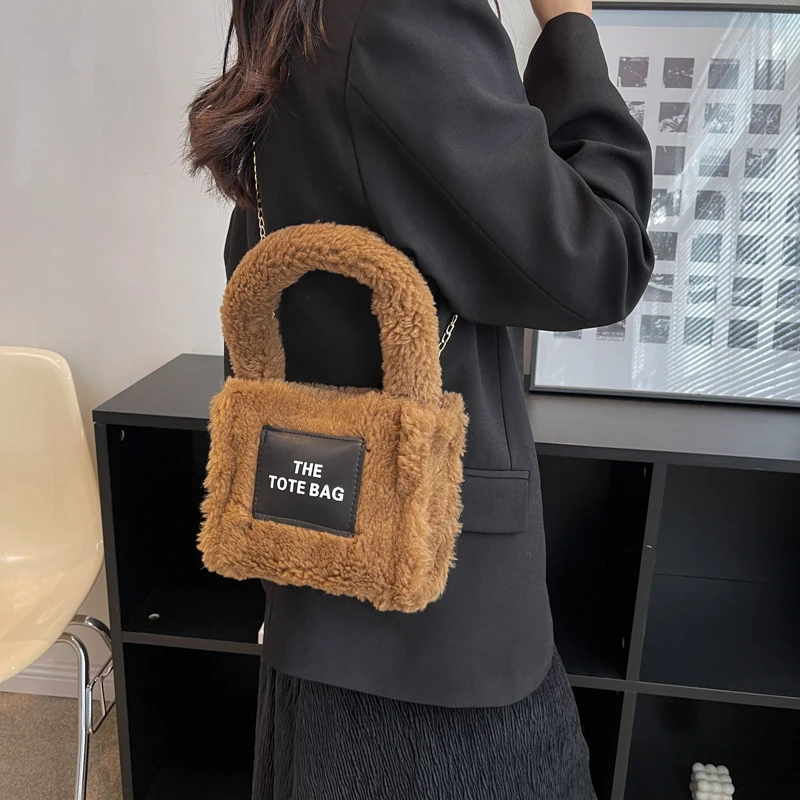 Jin Mantang Fur Tote Bag for Women 2023 Winter Furry Plush Crossbody Bags Designer Small Chain Top-handle Handbags Letter Purses