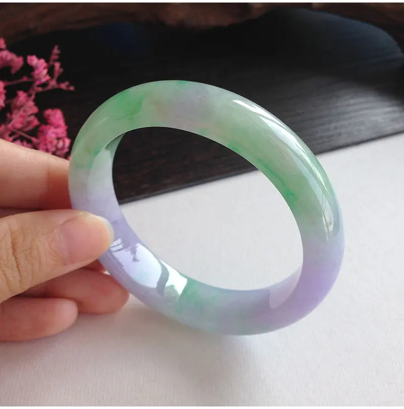 Сертифицированные ювелирные изделия натуральный бирманский изумруд