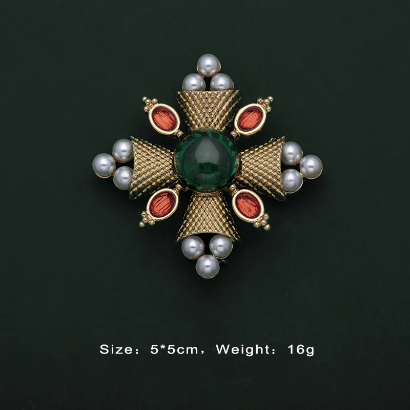 Женские золотые шпильки в стиле ретро