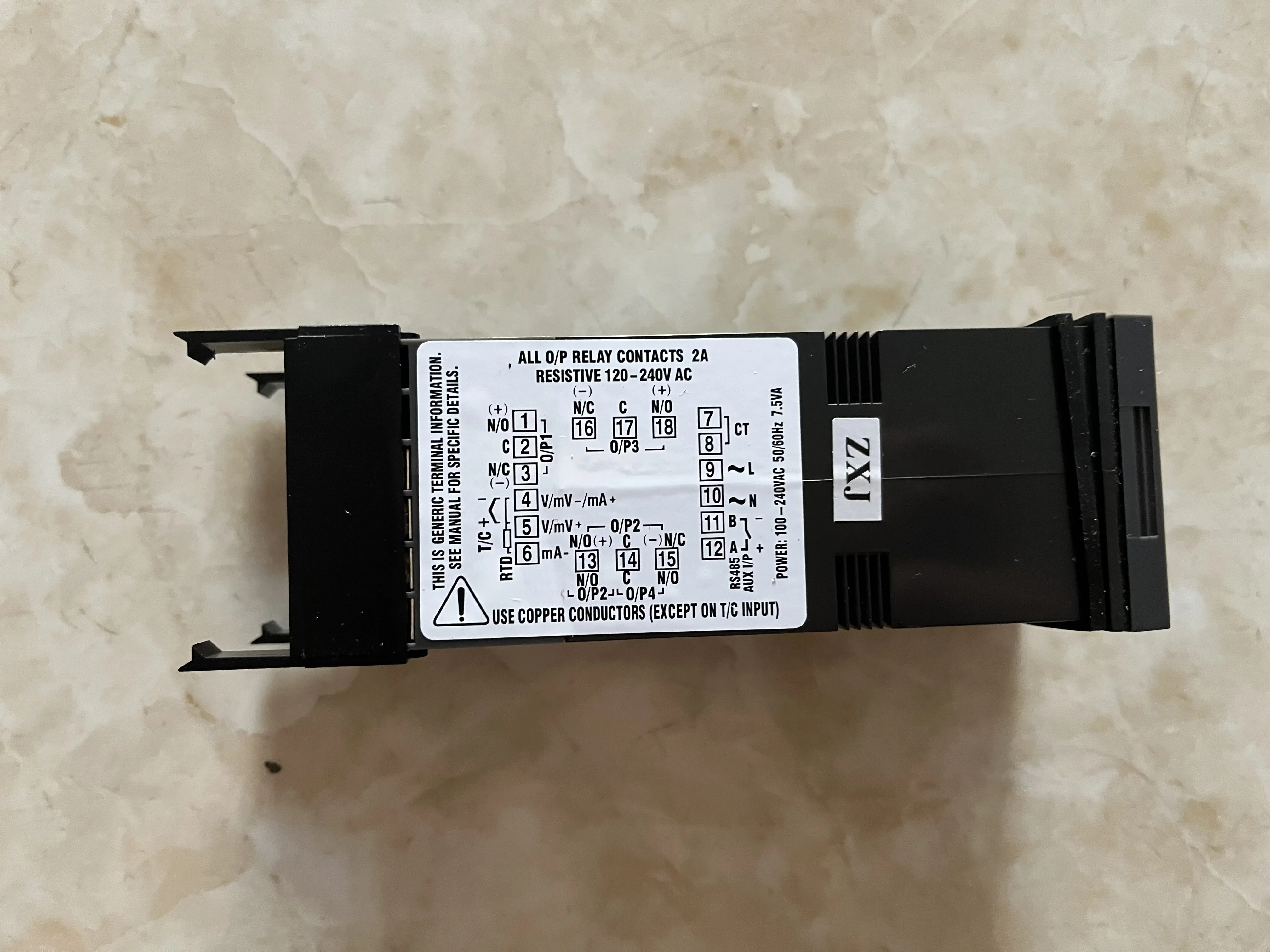 Британский термостат серии WEST P6100 2710002 P6100-