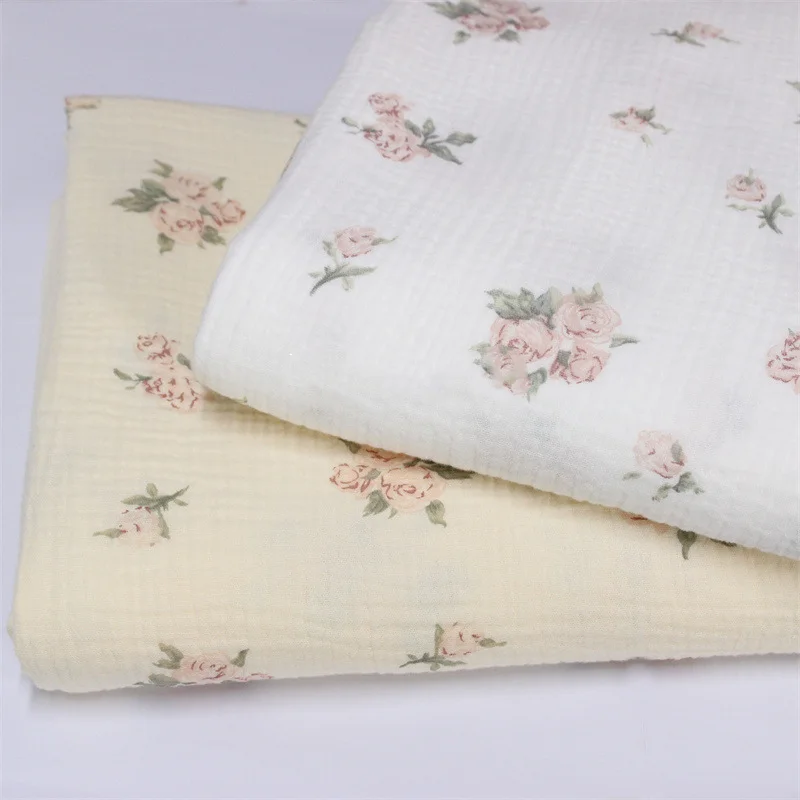 

135x50cm Double-Layer Cotton Gauze Crepe Small Floral Fabric, Making Pajamas Home Wear for Sewing Cloth