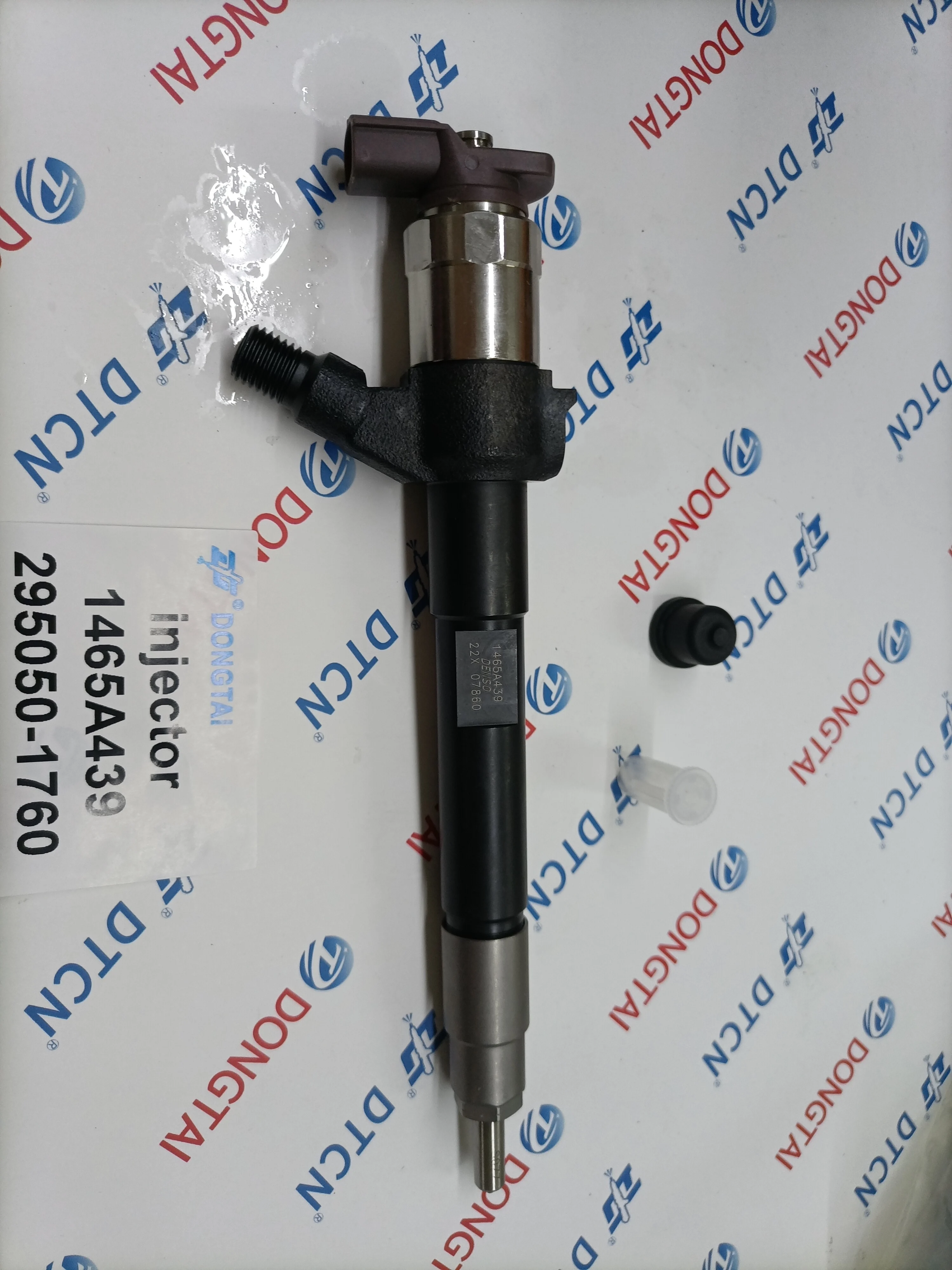 Высококачественная топливная форсунка Common Rail 295050 -1760 для двигателя Mitsubishi 4N15 L200