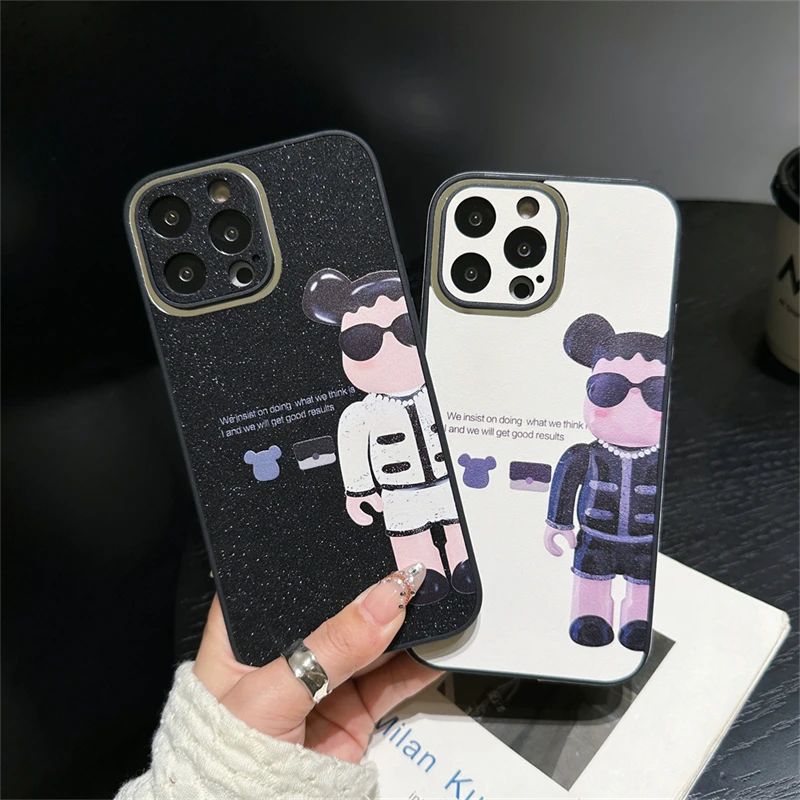 

Luxury Sunglasses trendy male violent bear Metal camera frame Case Cover For iPhone14 13 12 11 Pro Max imitation leather Cover