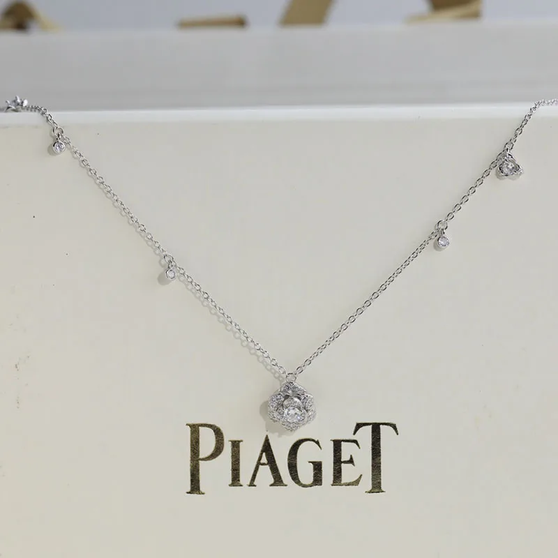 

Piaget Classic Luxury Brand Jewelry High Quality 925 Silver Flower And Heart Necklace For Women Pertty Gift