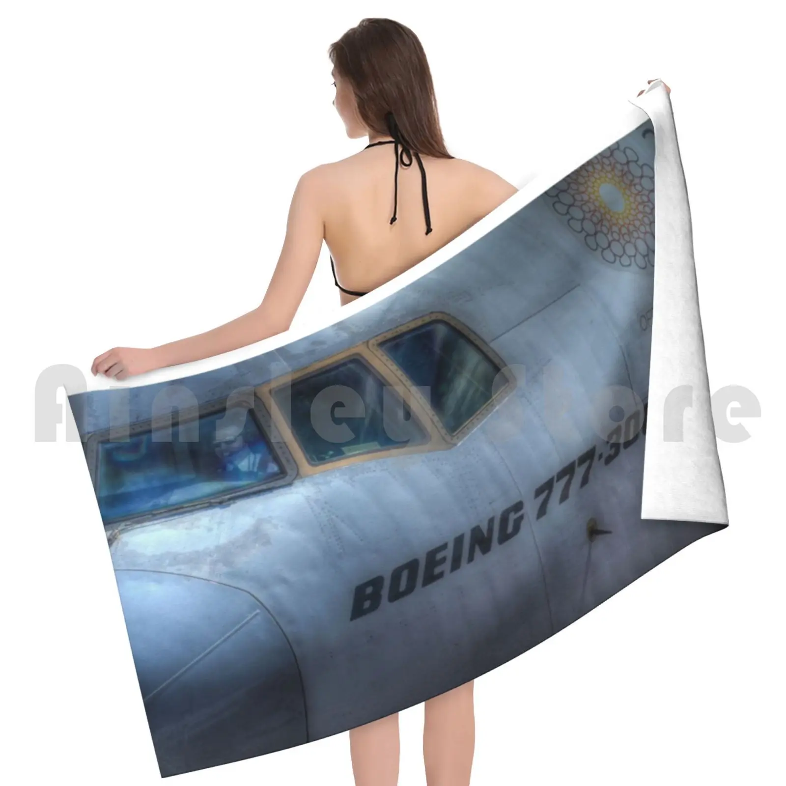 Qatar Boeing 777-300er Bath Towel Beach Cushion Pilot In Cockpit Professional