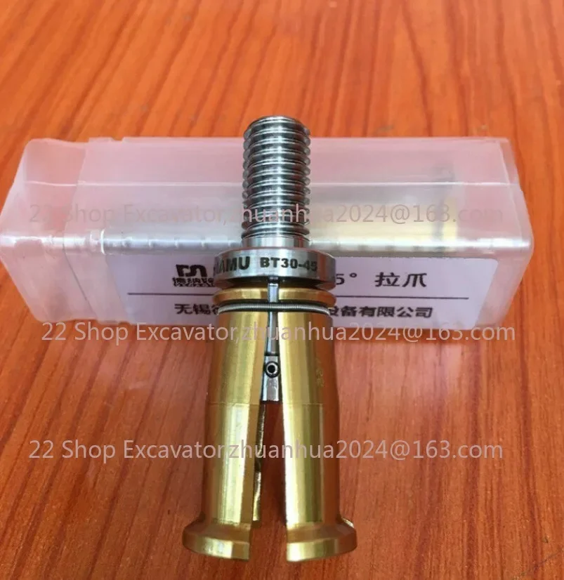 1 шт. BT30 4-лепестковый зажим тянущий коготь шпиндель с ЧПУ 45 градусов внешний винт
