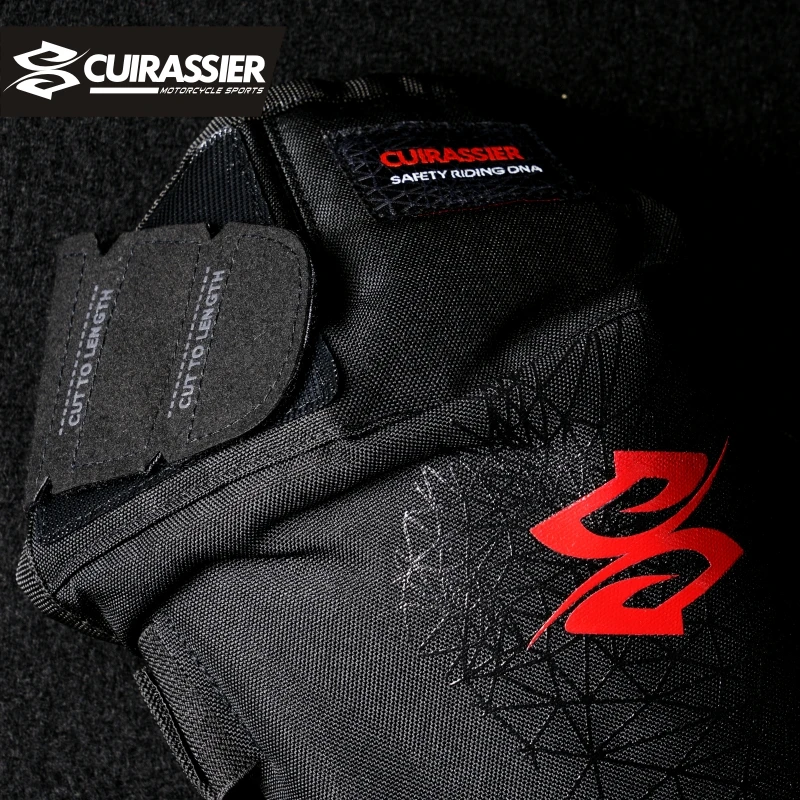 Наколенники Cuirassier мотоциклетные защита колена черные отражающие от падения