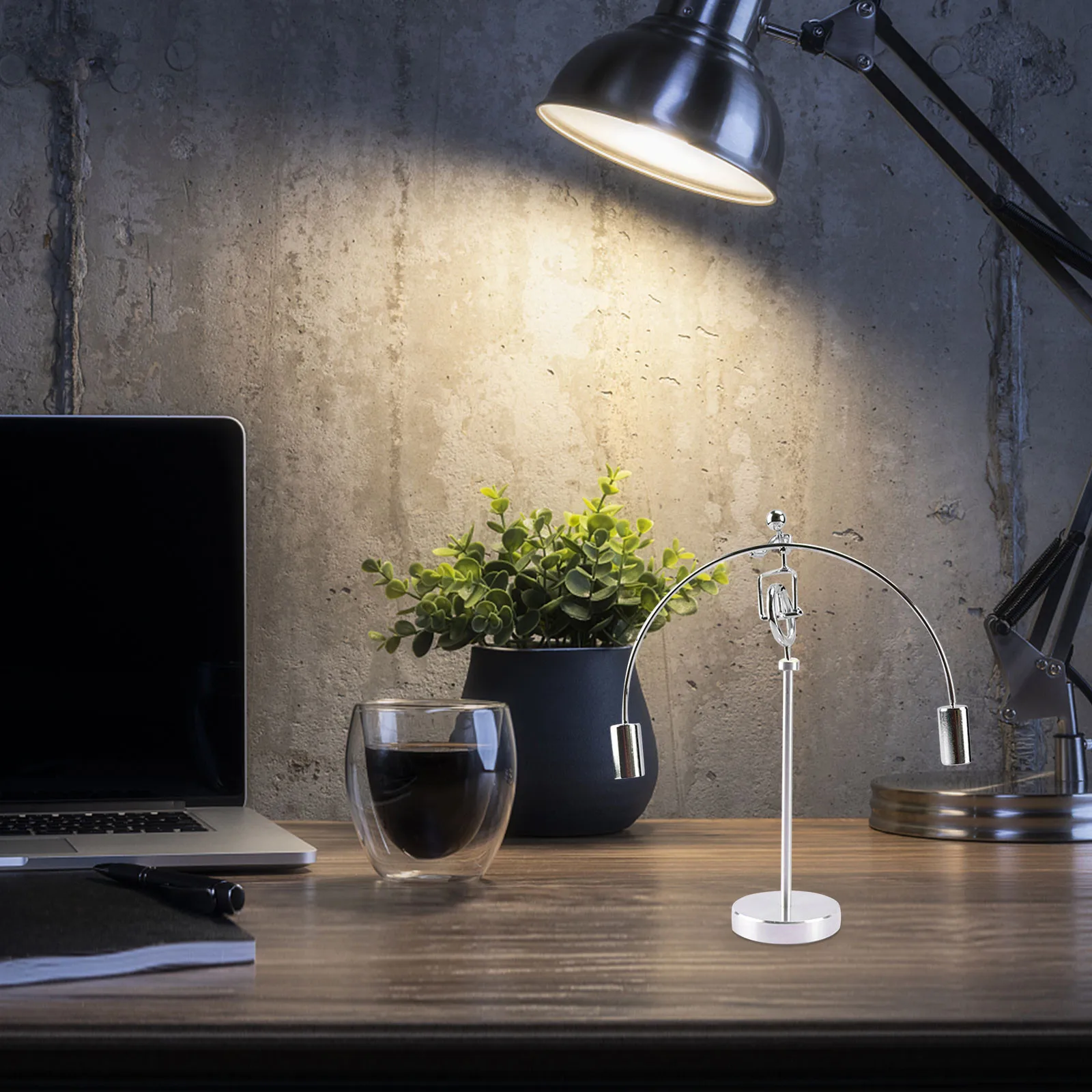 Шарик для баланса спортивный Железный человек качели маленький Балансирующий