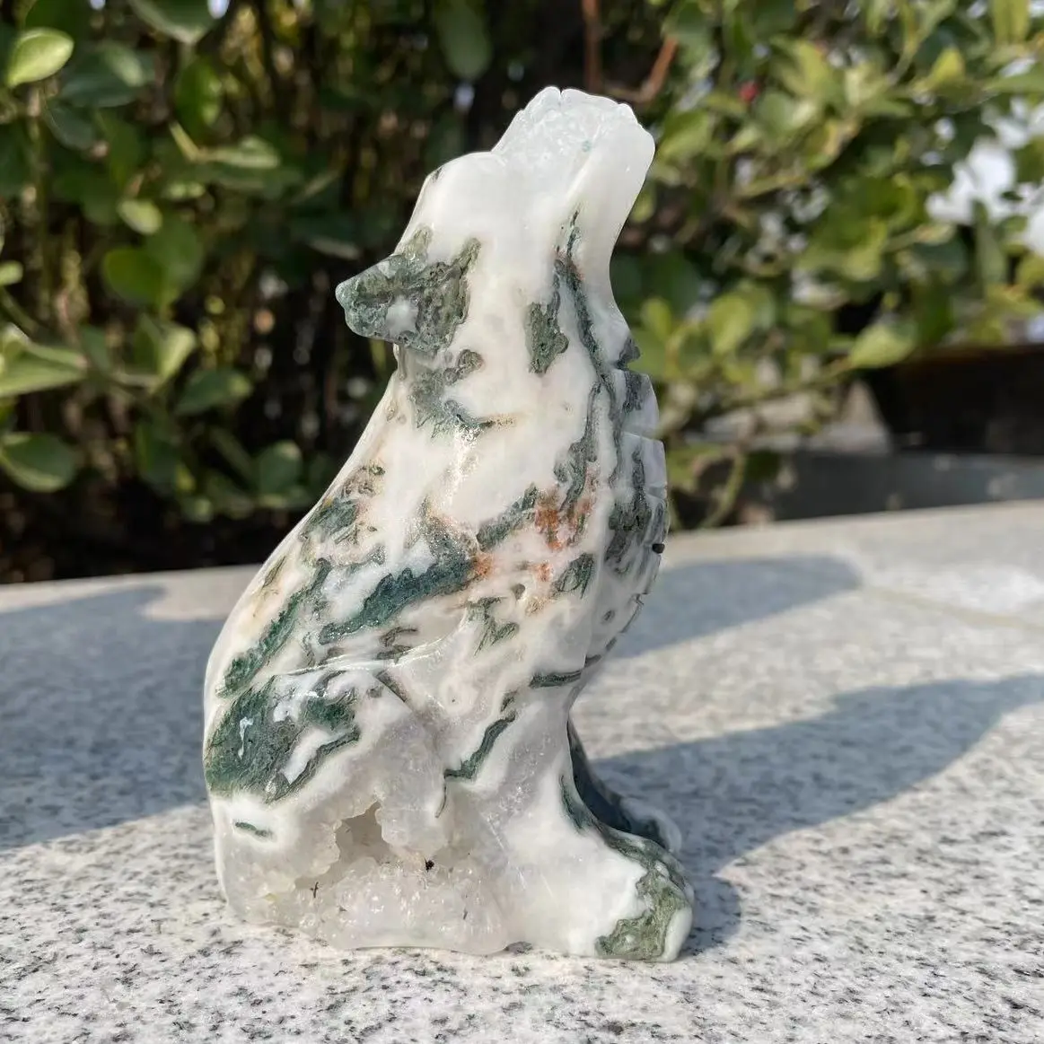 

Natural Moss Agate Wolf Statue Reiki Healing Crystal Animal Carving Gems Ornament Spiritual Belief Crafts Home Decoration Gifts