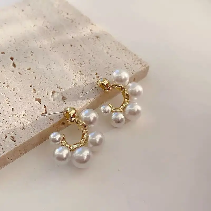 

S925 Silver Needle Korean Retro C-shaped Irregular Pearl Earrings Temperament Cool Wind Everything Matching Ear Studs Women Boho