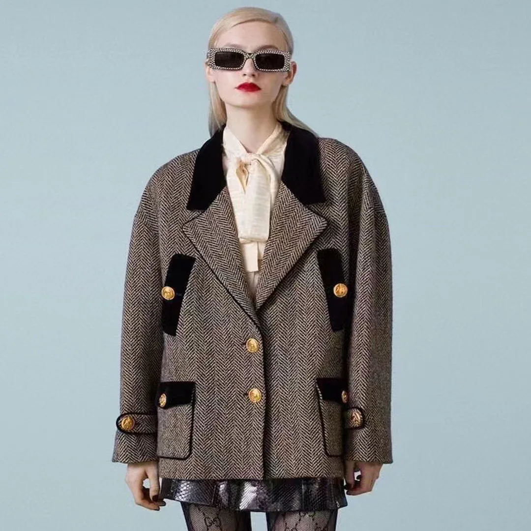 

Женский шерстяной костюм, куртка абрикосового цвета с золотыми пуговицами, карманами и длинным рукавом, зима 2023