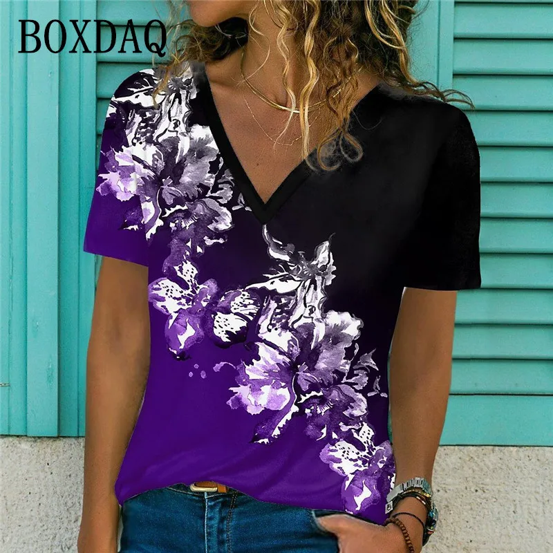 

Женская футболка с цветочным 3D принтом, свободная повседневная футболка с коротким рукавом и V-образным вырезом, фиолетовая футболка большо...