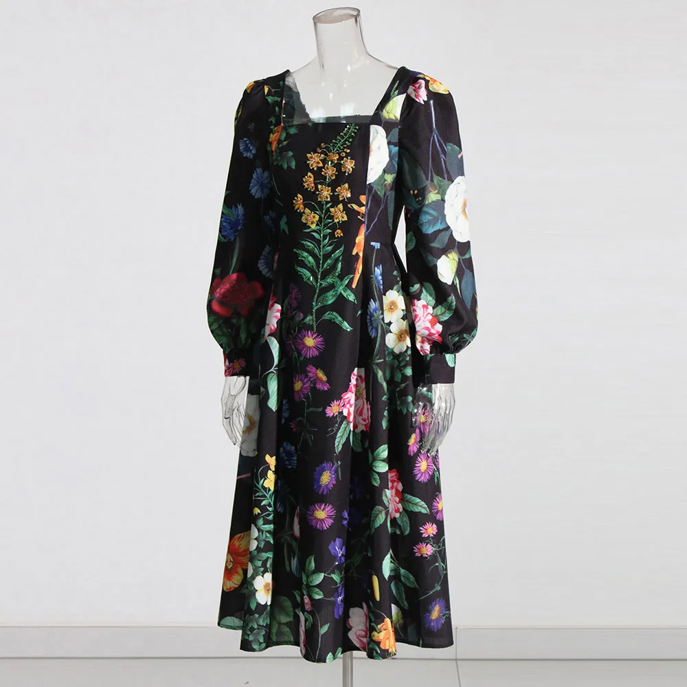 Женское платье с цветочным принтом квадратным вырезом и длинным рукавом