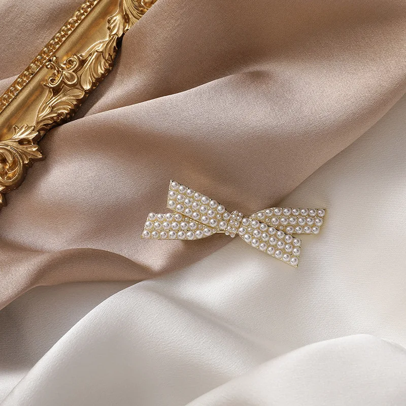 

Korean Elegant Simulated Pearl Bowknot Barrettes for Women Female Gold Color Alloy Cross Knot Clip Hairpins Hair Accessories