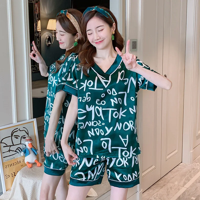Pajamas Women's Summer Thin Ice Silk V-Neck Short Sleeves Pyjamas Cartoon Loose Women's Home Clothes Sleepwear Sets Sleep Tops
